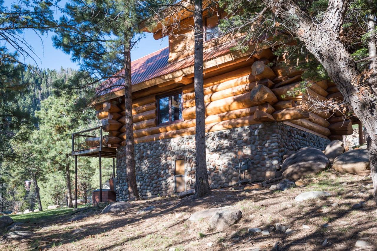 Bear Foot Lodge, 2 Bedrooms, Sleeps 6, Gas Grill, Walk To River, Hot Tub Ruidoso Bagian luar foto